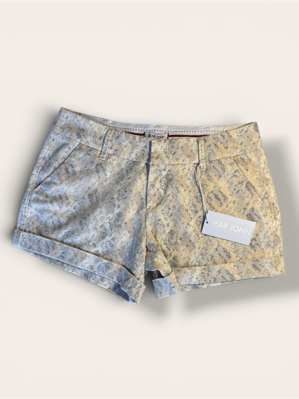 NWT DEAR JOHN shorts Hampton color:thistle snake Jean Beige/Gray Wash print 30 L